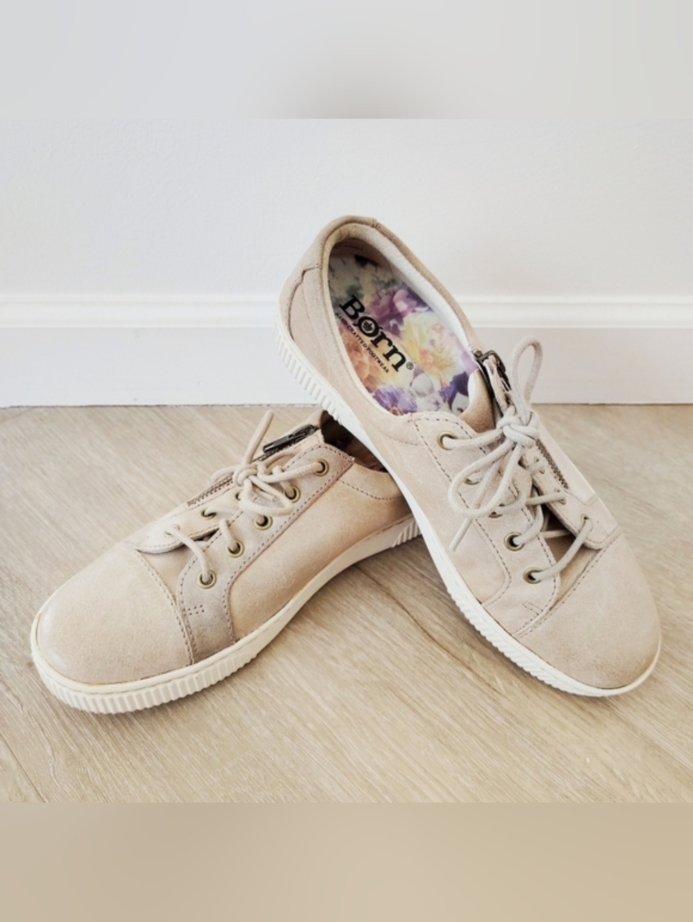 Born Paloma Women's Tan Suede Sneakers Size 8.5